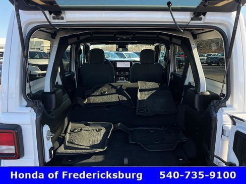 Used 2024 Jeep Wrangler Sport S w/ Convenience Group image 34
