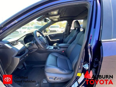Certified 2021 Toyota RAV4 XSE w/ XSE Grade Weather Package AWD/4WD image 32