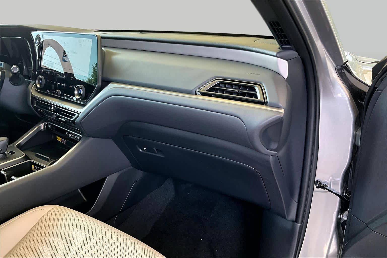 Certified 2026 Lexus TX 350 AWD w/ Technology Package image 16