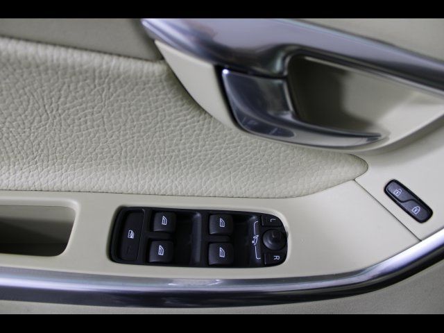 Used 2014 Volvo XC60 3.2 AWD/4WD image 17