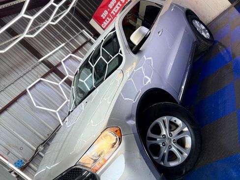 Used 2011 Dodge Durango Crew w/ Entry Nav/Commuter Group RWD image 2