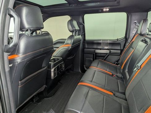 Used 2018 Ford F150 Raptor w/ Equipment Group 802A Luxury image 17