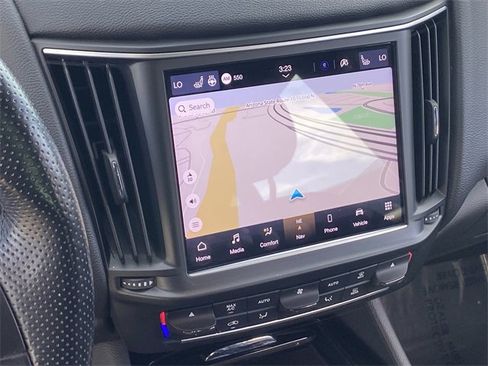 Used 2022 Maserati Levante GT image 14