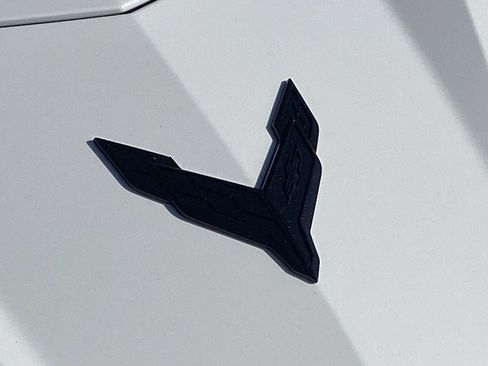 Used 2024 Chevrolet Corvette Stingray Coupe w/ 1LT image 32