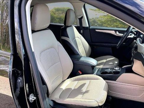 Certified 2022 Ford Escape SEL AWD/4WD image 7