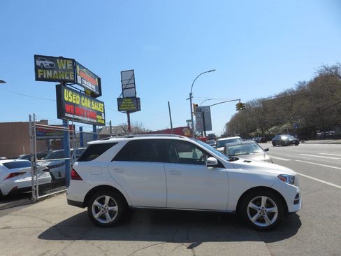 Used 2018 Mercedes-Benz GLE 350 4MATIC image 9