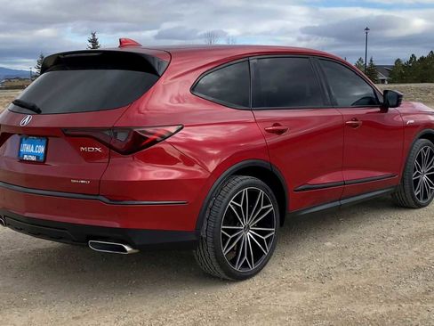 Used 2022 Acura MDX A-Spec image 8