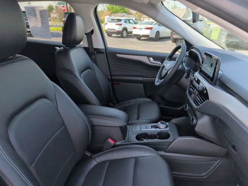 Used 2022 Ford Escape SEL AWD/4WD image 16