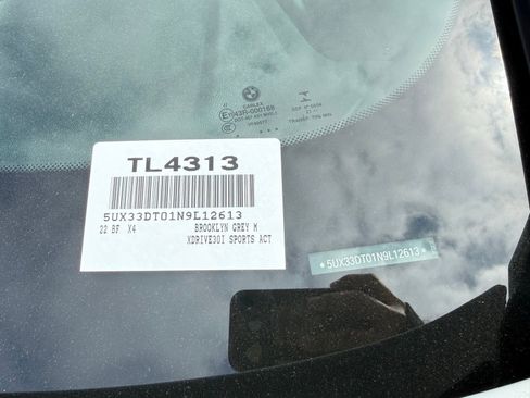 Used 2022 BMW X4 xDrive30i w/ M Sport Package 2 image 9