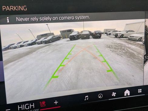 Used 2024 BMW X7 xDrive40i w/ M Sport Package image 11