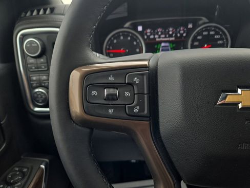 Used 2023 Chevrolet Silverado 3500 High Country w/ LPO, Dark Essentials Package AWD/4WD image 15