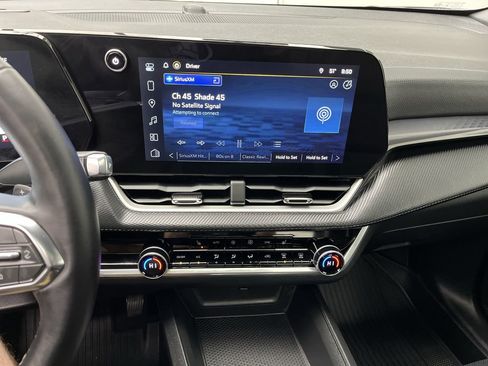 Used 2026 Chevrolet Equinox LT w/ Convenience Package II AWD/4WD image 18