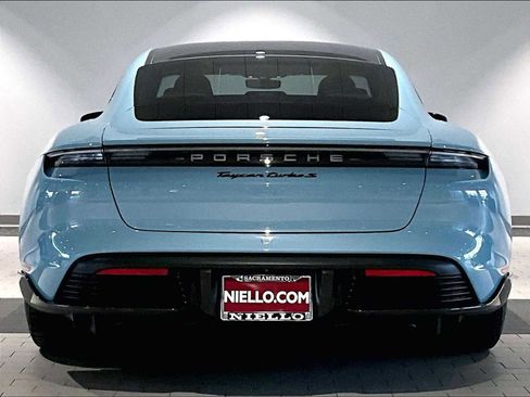 Used 2020 Porsche Taycan Turbo S image 9