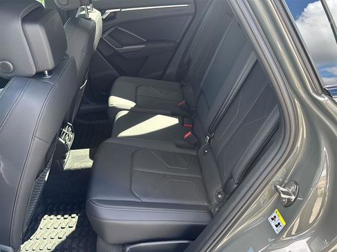 Used 2025 Audi Q3 2.0T Premium w/ Convenience Package AWD/4WD image 14