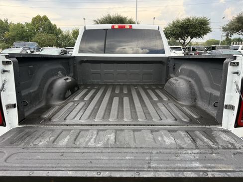 Used 2025 RAM 2500 Big Horn AWD/4WD image 31
