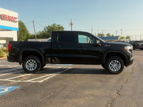 Used 2020 GMC Sierra 1500 AT4 w/ AT4 Premium Package AWD/4WD image 4