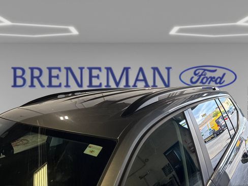 Used 2025 Volkswagen Atlas SE AWD/4WD image 11