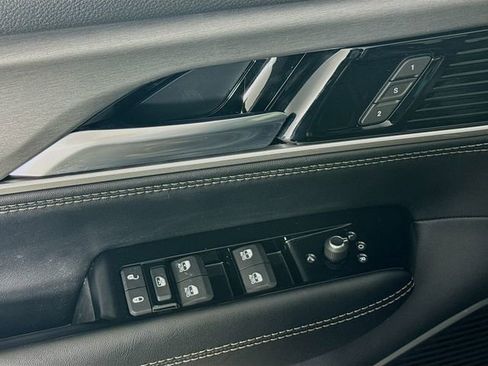 New 2026 Jeep Grand Wagoneer L 4X4 image 21