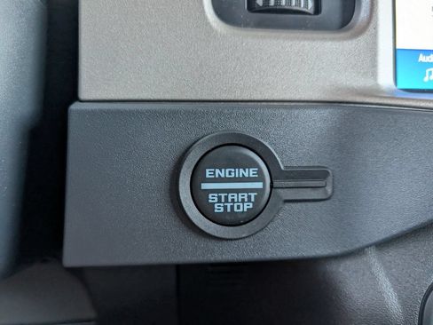 New 2026 Ford Bronco Outer Banks AWD/4WD image 12