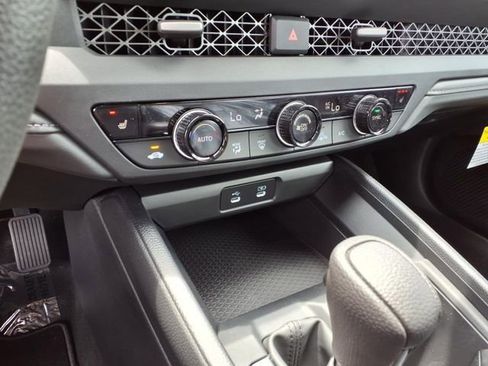Used 2025 Honda Accord SE image 18