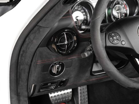 Used 2014 Mercedes-Benz SLS AMG Black Series image 22