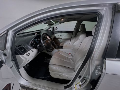 Used 2009 Toyota Venza image 15