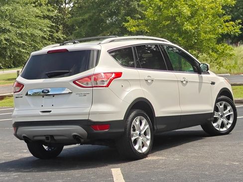Used 2016 Ford Escape Titanium AWD/4WD image 3