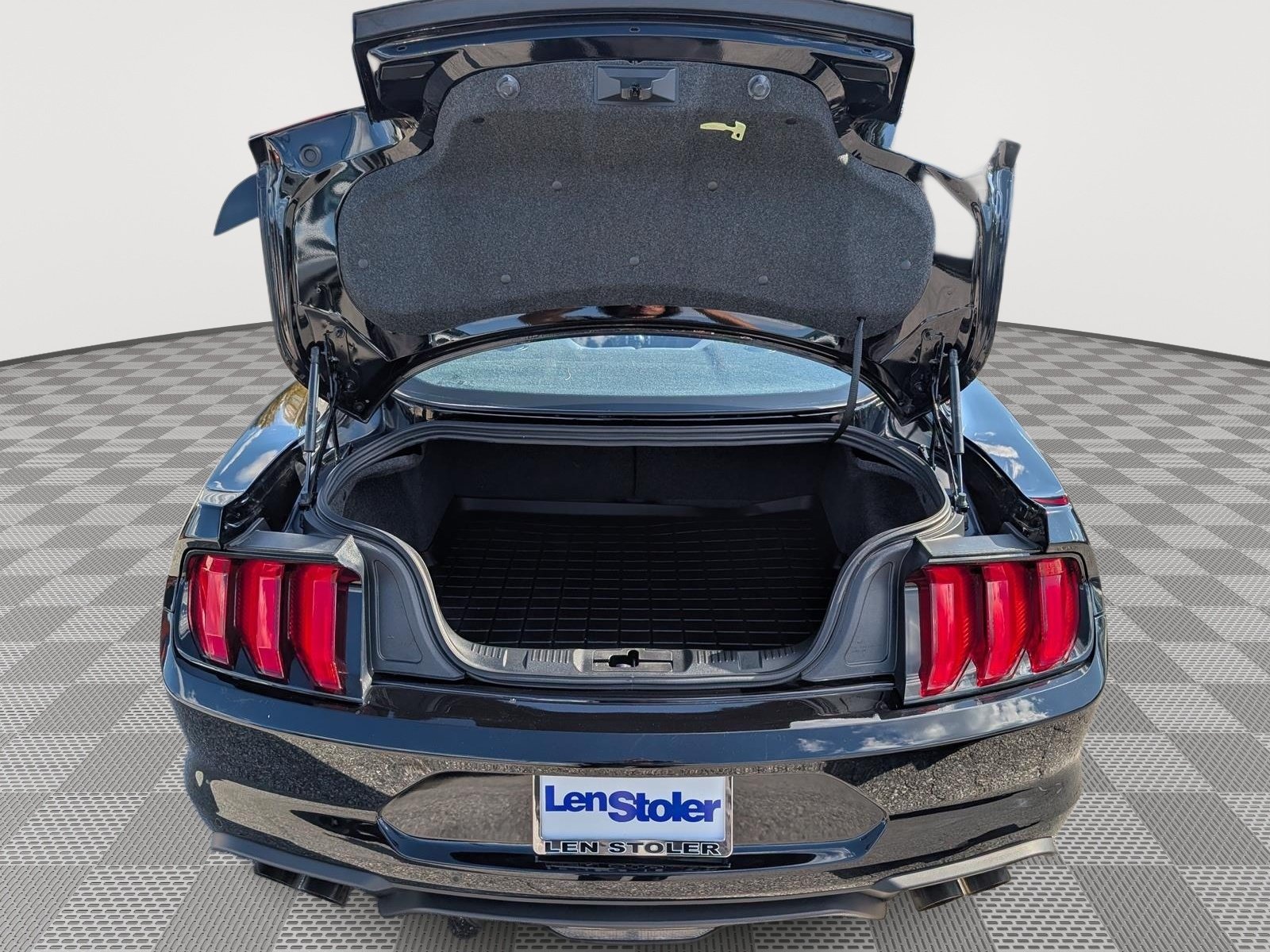 Used 2022 Ford Mustang GT w/ Equipment Group 301A RWD image 15