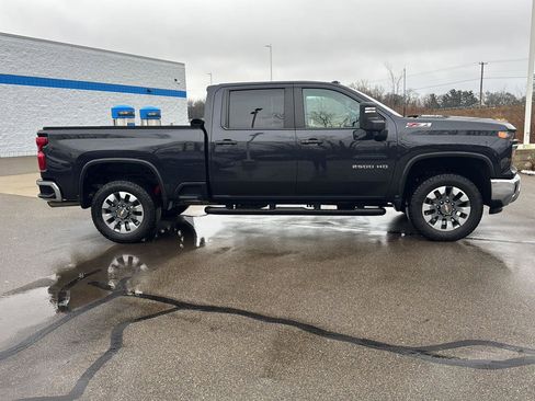 Used 2024 Chevrolet Silverado 2500 LT w/ All Star Edition image 8
