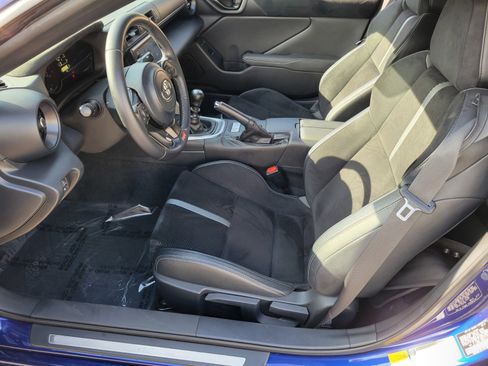 Certified 2022 Toyota GR86 Premium image 10