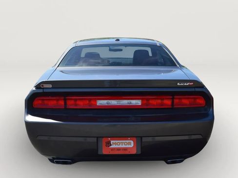 Used 2014 Dodge Challenger SRT8 w/ Harman/Kardon Audio Group RWD image 7