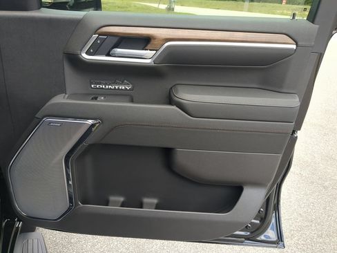 New 2026 Chevrolet Silverado 1500 High Country w/ High Country Premium Package AWD/4WD image 35