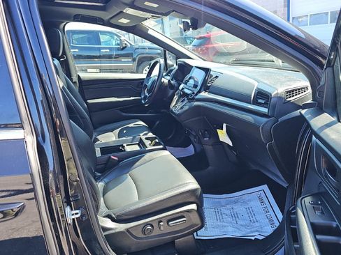 Used 2024 Honda Odyssey Touring image 7