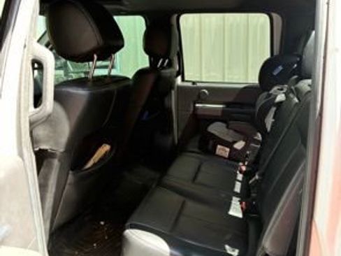 Used 2016 Ford F250 Lariat w/ Lariat Ultimate Package AWD/4WD image 9