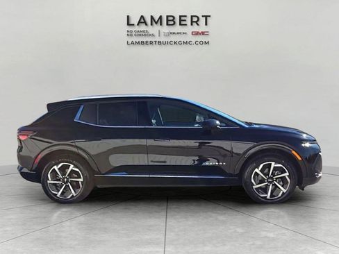 Used 2025 Chevrolet Equinox EV LT w/ Convenience Package image 6