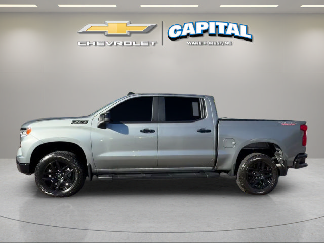 Used 2026 Chevrolet Silverado 1500 LT Trail Boss w/ LPO, Dark Essentials Package AWD/4WD image 2