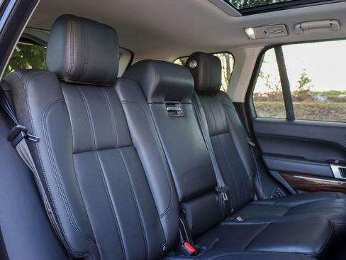 Used 2016 Land Rover Range Rover Supercharged image 19