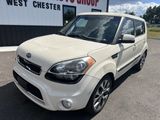 Used 2013 Kia Soul ! image 2