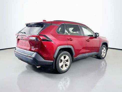 Used 2020 Toyota RAV4 XLE w/ Convenience Package AWD/4WD image 6