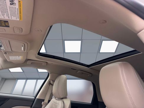 Used 2022 Lincoln Corsair AWD w/ Premium Package image 25