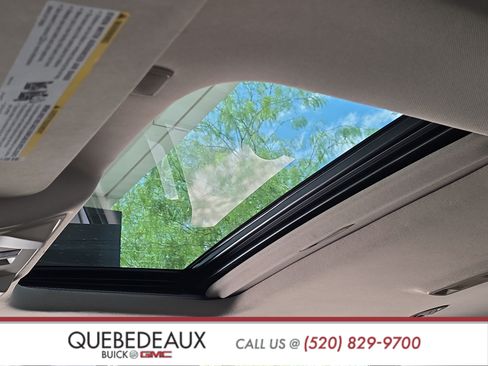 Used 2019 Cadillac Escalade Luxury AWD/4WD image 13