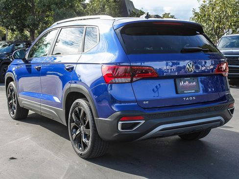 Used 2024 Volkswagen Taos SE image 8