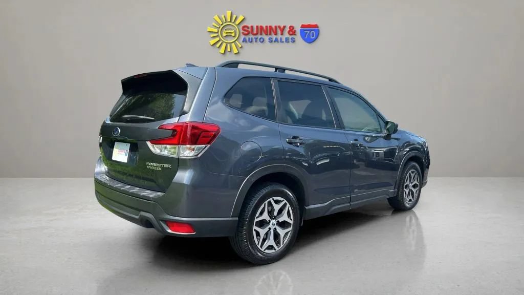 Used 2020 Subaru Forester Premium AWD/4WD image 8