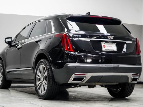 Used 2021 Cadillac XT5 Premium Luxury FWD image 9