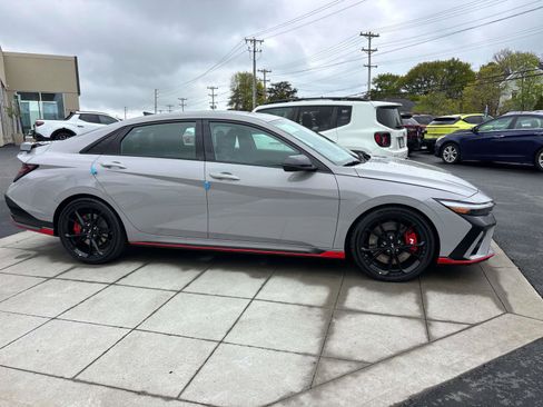 New 2026 Hyundai Elantra N FWD image 3