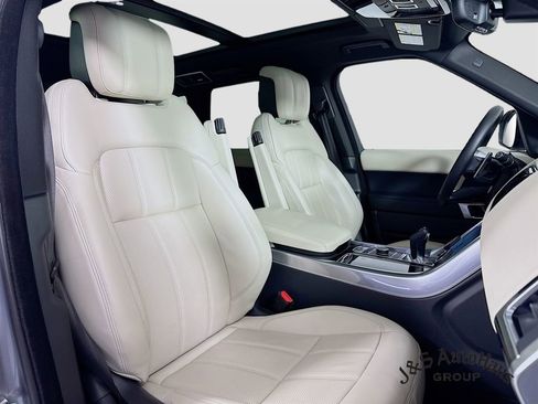 Used 2022 Land Rover Range Rover Sport HSE Silver Edition image 36