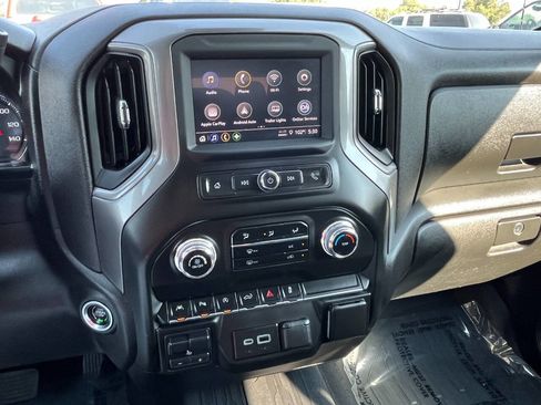 Used 2024 GMC Sierra 1500 Pro w/ Pro Value Package image 32