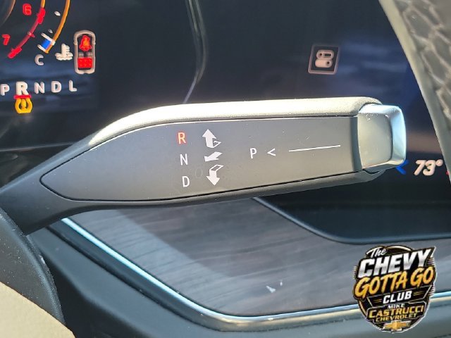 Used 2025 Chevrolet Suburban LT AWD/4WD image 19
