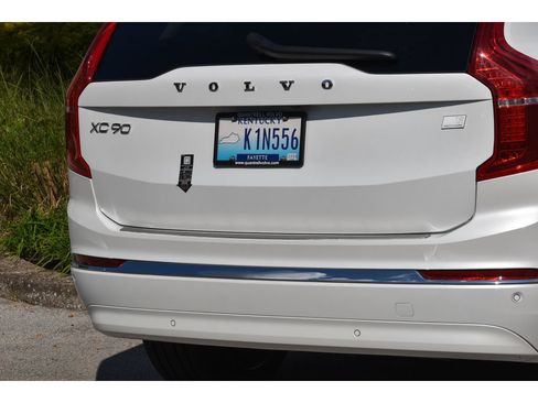 Used 2024 Volvo XC90 T8 Plus w/ Protection Package Premier AWD/4WD image 31