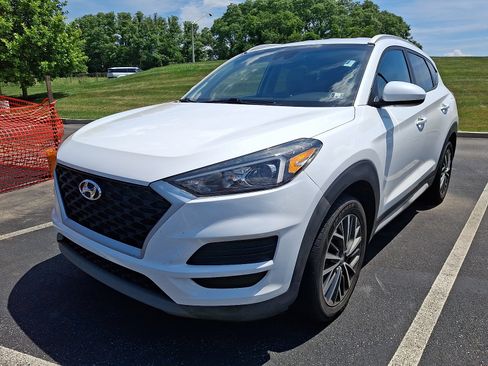 Used 2019 Hyundai Tucson SEL w/ Cargo Package AWD/4WD image 2